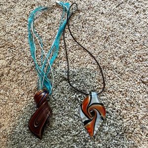 Glass necklaces set of 2